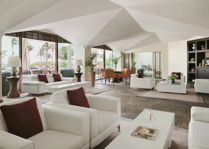 Ja Palm Tree Court, Dubai